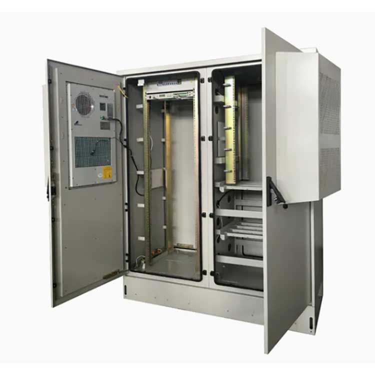 Vergleich und Analyse von wandmontierten und bodenstehenden Verteilerschränken